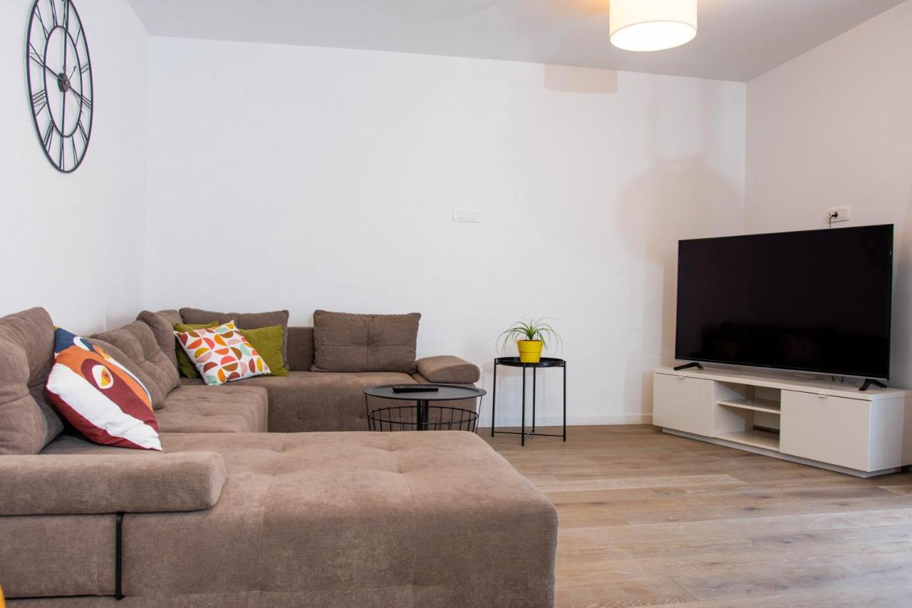 Kaštela Apartment Ana מראה חיצוני תמונה