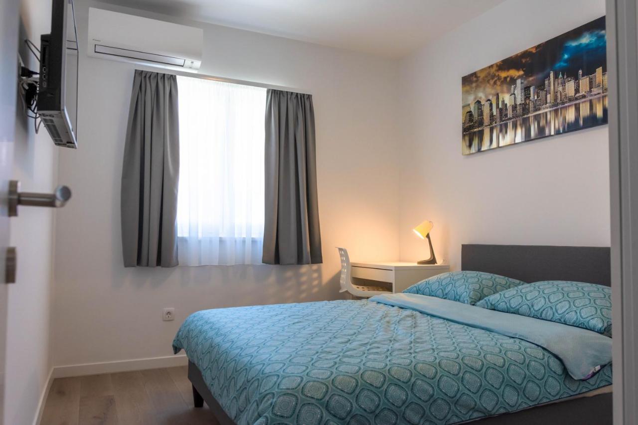 Kaštela Apartment Ana מראה חיצוני תמונה