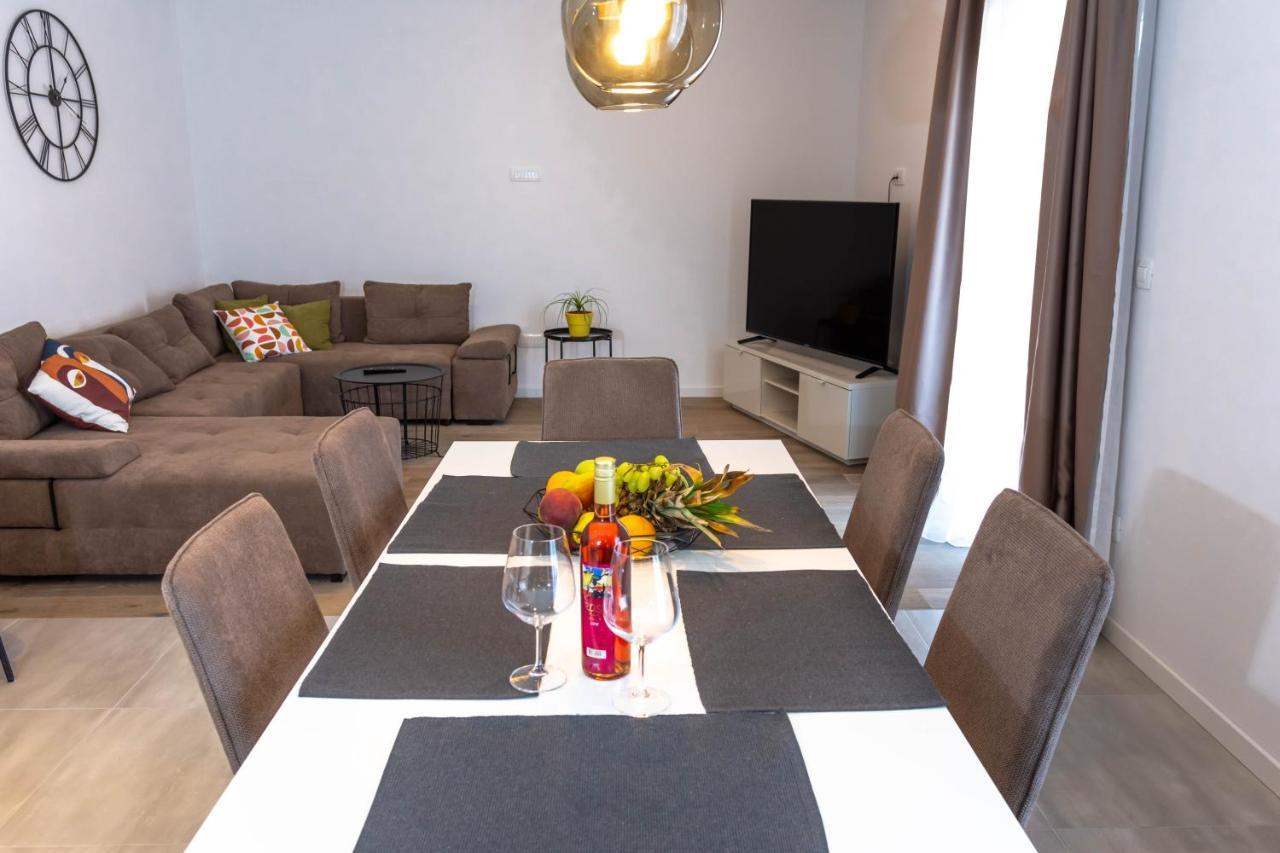 Kaštela Apartment Ana מראה חיצוני תמונה